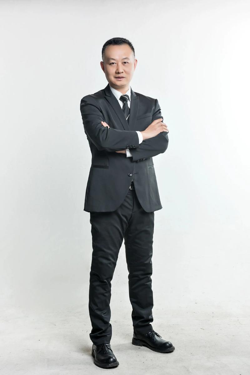 元御泰 创始人 & 执行董事